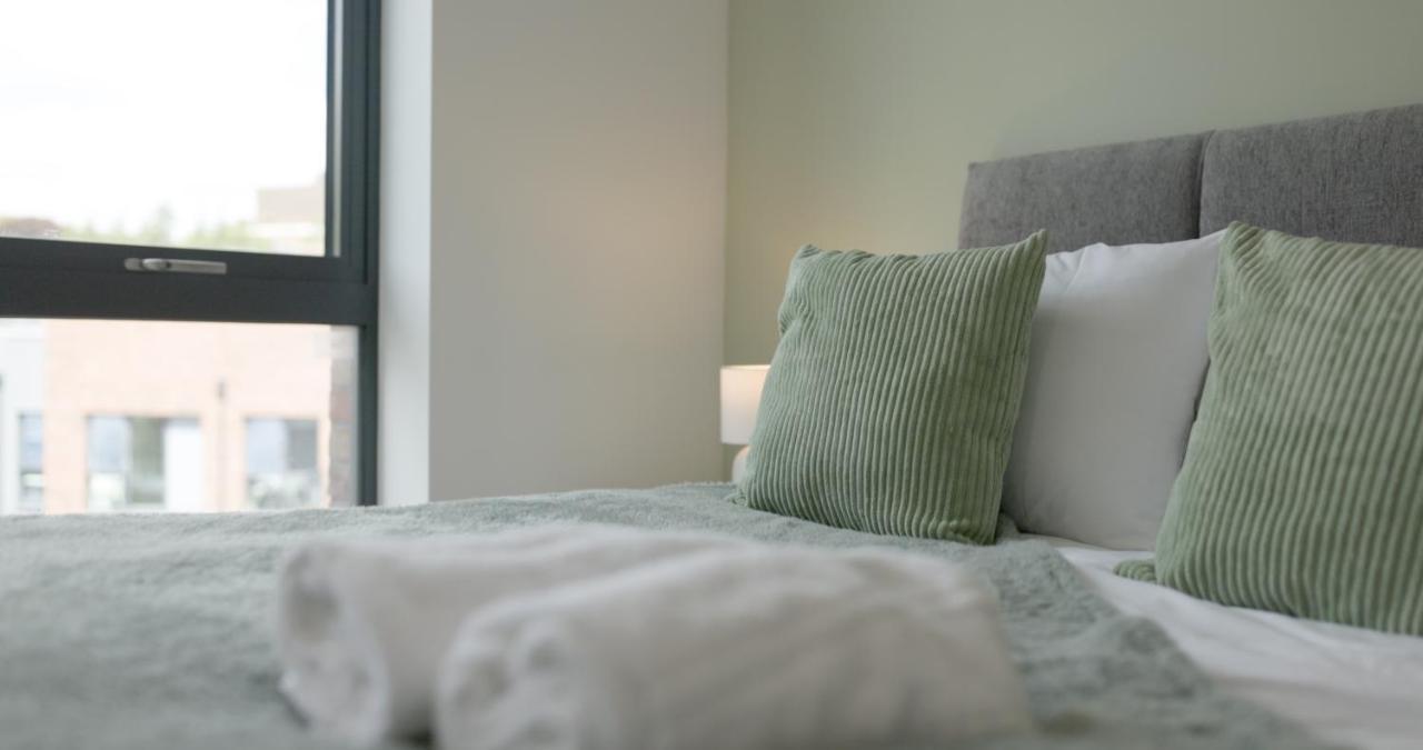 Modern 2-Beds - City Centre - Free Wi-Fi - New - Sheffield Kültér fotó